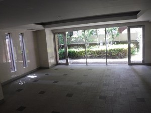 間仕切り事務所 (1)